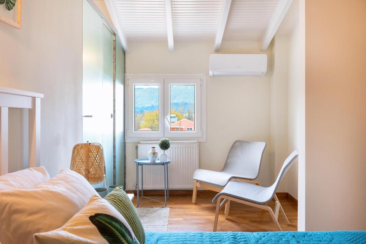 Spyrelia Villa With Private Pool & Outdoor Hot Tub Дассия Экстерьер фото
